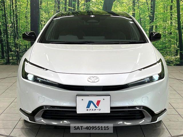 Toyota PRIUS 2024-02 8781647-13