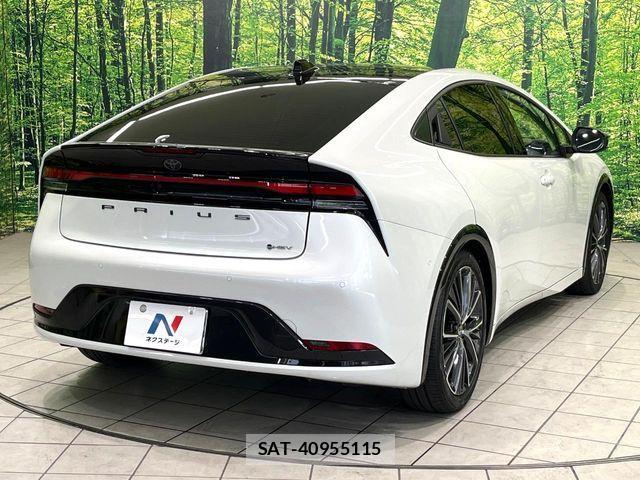 Toyota PRIUS 2024-02 8781647-16