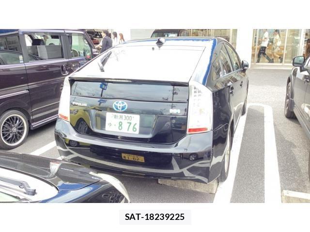 Toyota PRIUS 2009-11 8781700-3