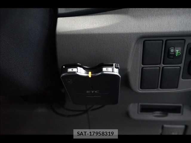 Toyota PRIUS 2009-12 8781675-5