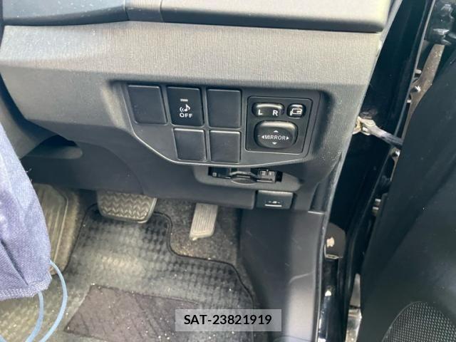 Toyota PRIUS 2015-09 8781682-9
