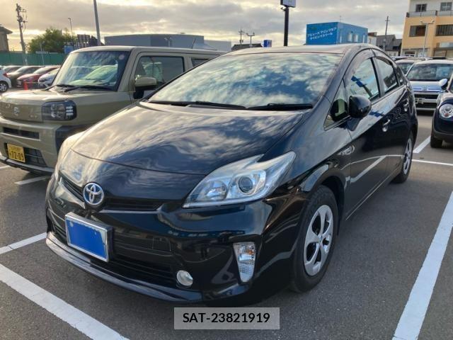 Toyota PRIUS 2015-09 8781682-1