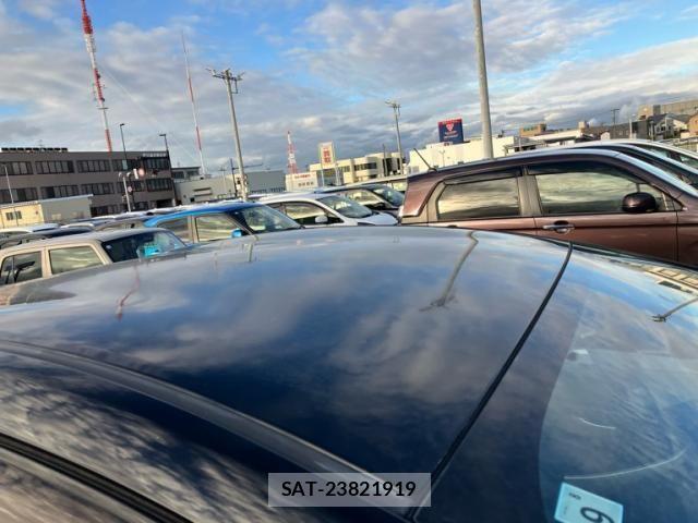 Toyota PRIUS 2015-09 8781682-6