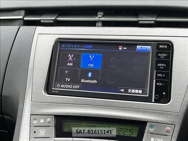 Toyota PRIUS 2014-12 8781681-21