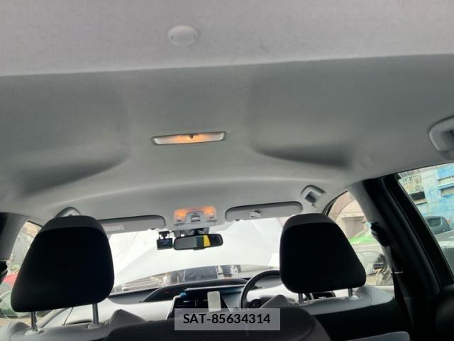 Toyota PRIUS 2020-08 8781666-13
