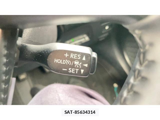Toyota PRIUS 2020-08 8781666-17