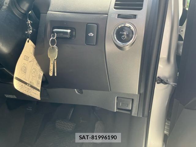 Toyota PRIUS 2004-03 8781693-12