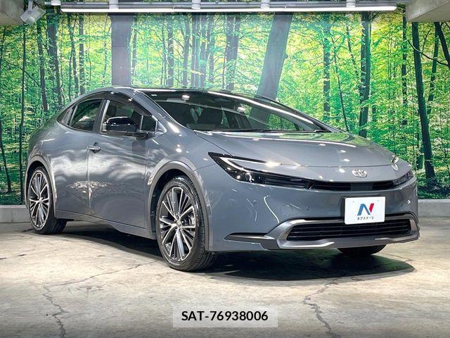 Toyota PRIUS 2023-08 8781649-16