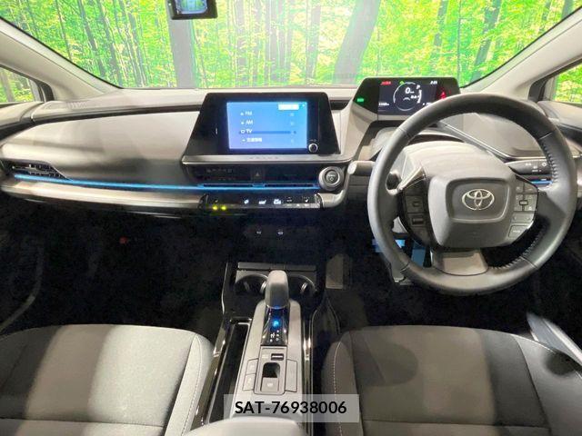 Toyota PRIUS 2023-08 8781649-1