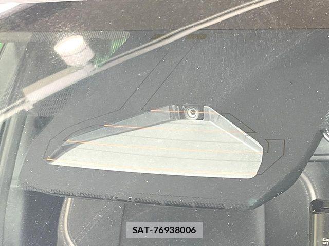 Toyota PRIUS 2023-08 8781649-2