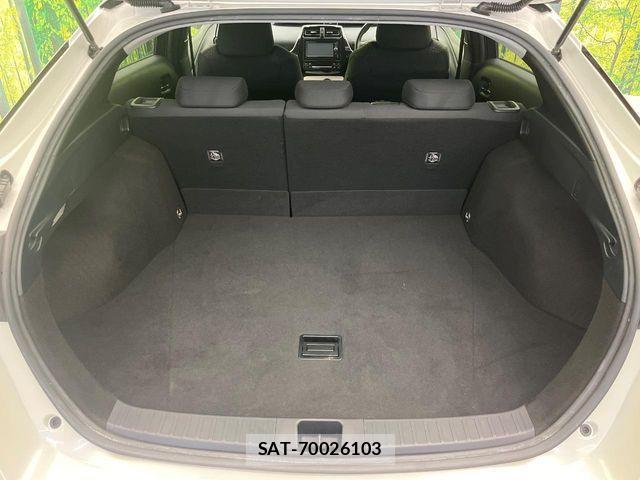 Toyota PRIUS 2017-03 8781662-9