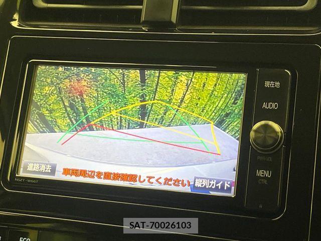 Toyota PRIUS 2017-03 8781662-3