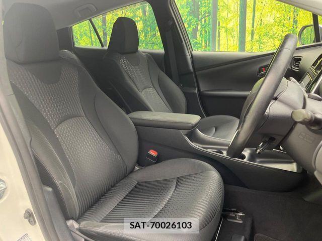 Toyota PRIUS 2017-03 8781662-7