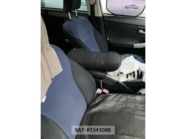 Toyota PRIUS 2012-01 8781701-12