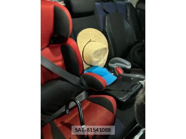 Toyota PRIUS 2012-01 8781701-13