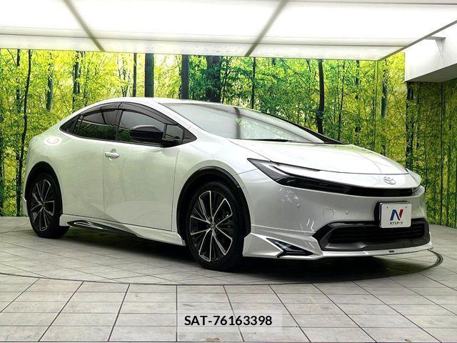 Toyota PRIUS 2024-01 8781642-15