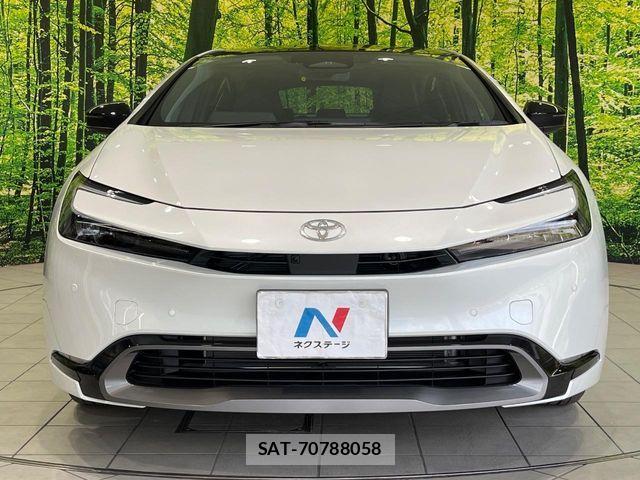 Toyota PRIUS 2025-12 8781641-13