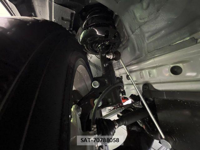 Toyota PRIUS 2025-12 8781641-19