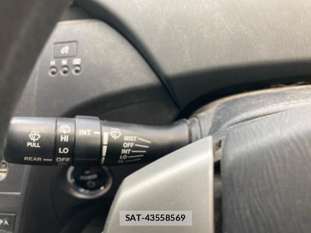Toyota PRIUS 2009-09 8783075-11