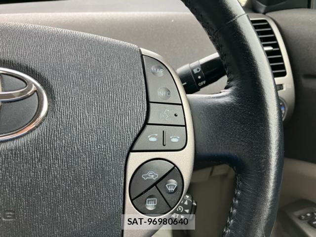 Toyota PRIUS 2008-06 8781690-15