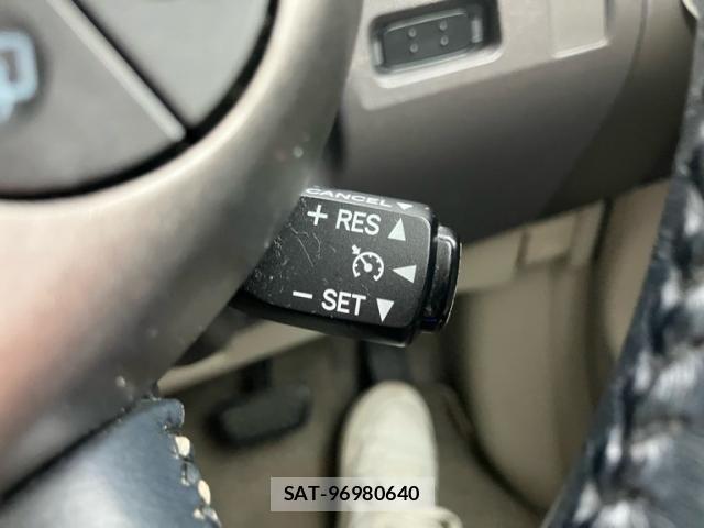 Toyota PRIUS 2008-06 8781690-17