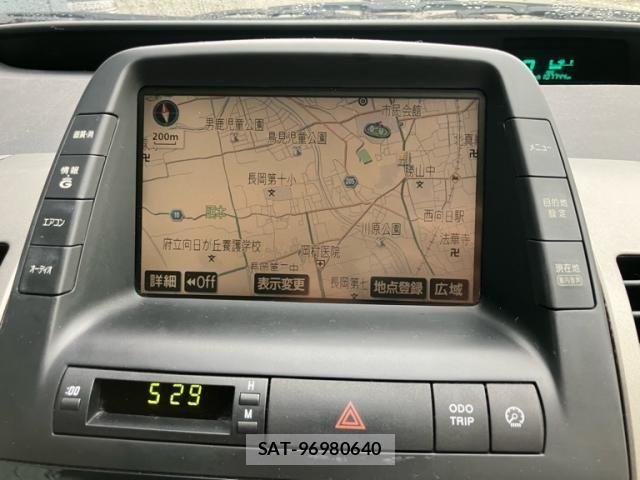 Toyota PRIUS 2008-06 8781690-18