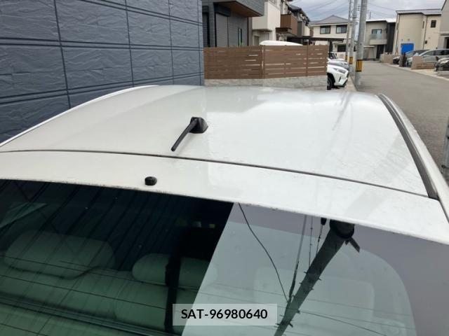 Toyota PRIUS 2008-06 8781690-3