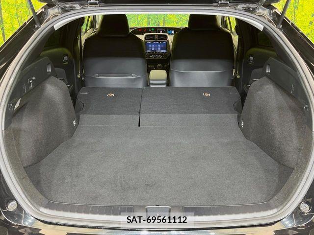 Toyota PRIUS 2021-10 8781650-9