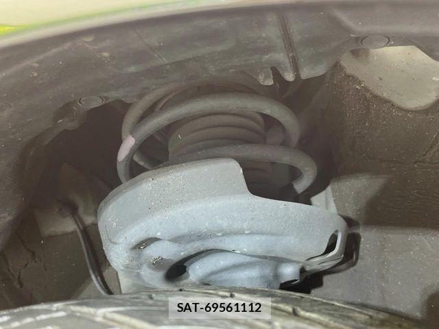 Toyota PRIUS 2021-10 8781650-19