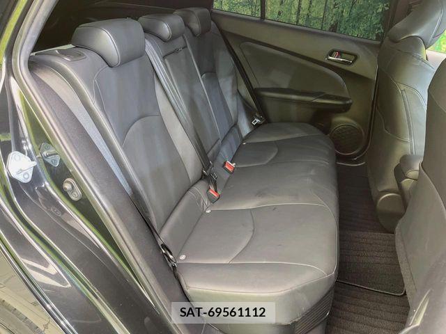 Toyota PRIUS 2021-10 8781650-8