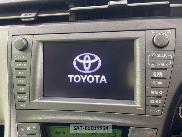 Toyota PRIUS 2012-07 8781674-2