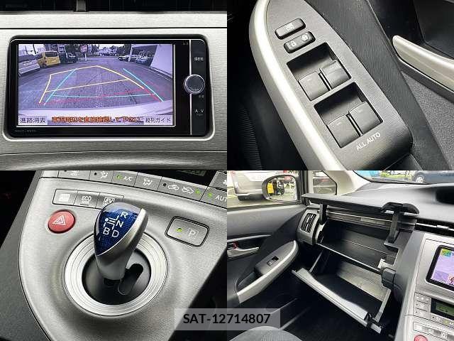 Toyota PRIUS 2012-07 8781672-6