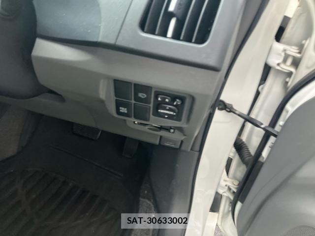 Toyota PRIUS 2009-08 8781703-11