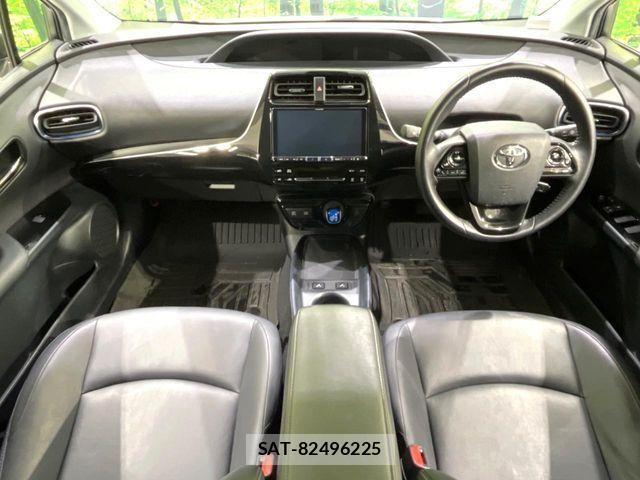 Toyota PRIUS 2021-03 8781653-1