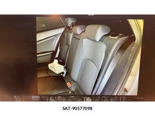 Toyota PRIUS 2018-05 8781668-12
