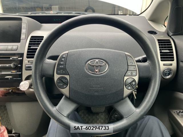 Toyota PRIUS 2009-09 8781680-16