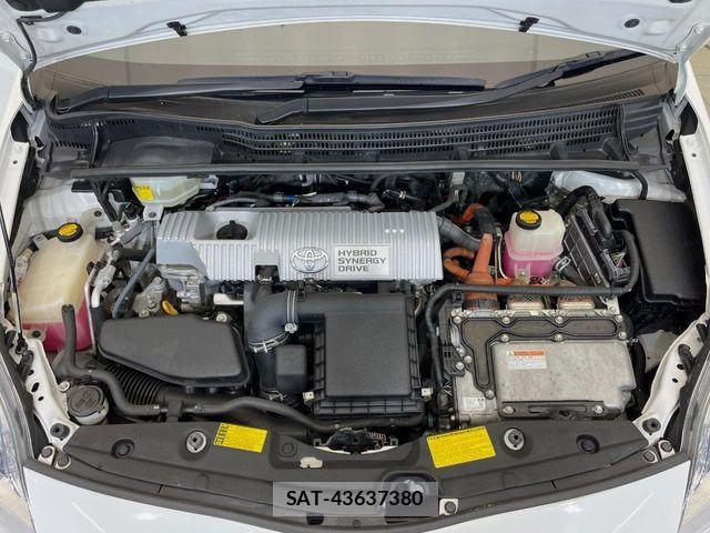 Toyota PRIUS 2011-11 8781678-17