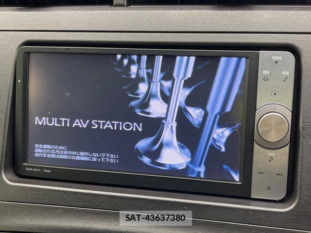 Toyota PRIUS 2011-11 8781678-2