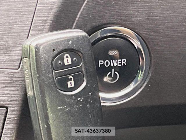 Toyota PRIUS 2011-11 8781678-5