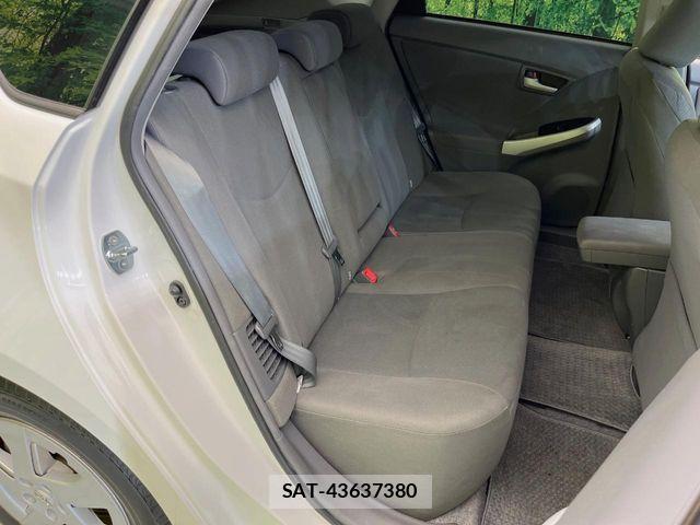 Toyota PRIUS 2011-11 8781678-8
