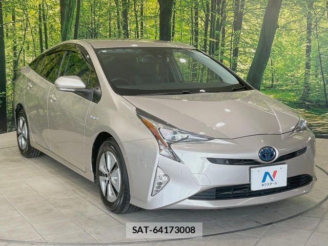 Toyota PRIUS 2016-12 8781660-15