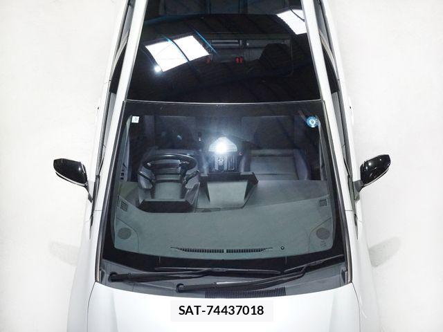 Toyota PRIUS 2023-06 8781643-15