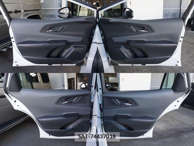 Toyota PRIUS 2023-06 8781643-26