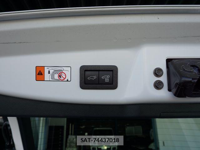 Toyota PRIUS 2023-06 8781643-28