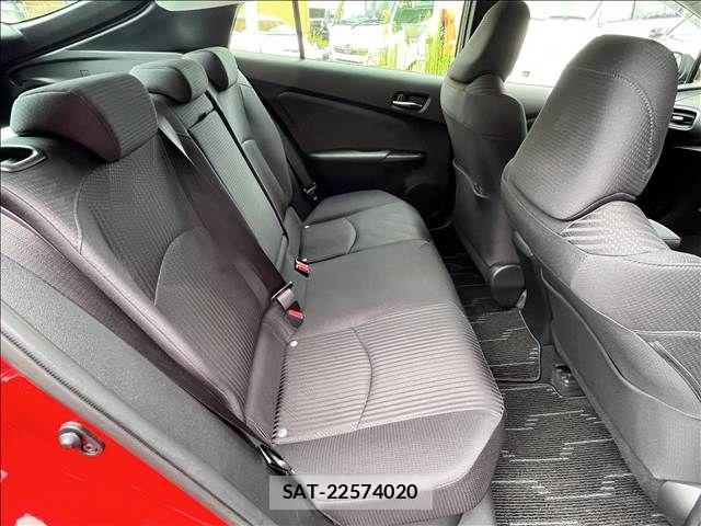Toyota PRIUS 2019-12 8781659-13