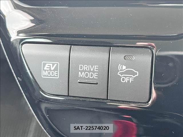 Toyota PRIUS 2019-12 8781659-29