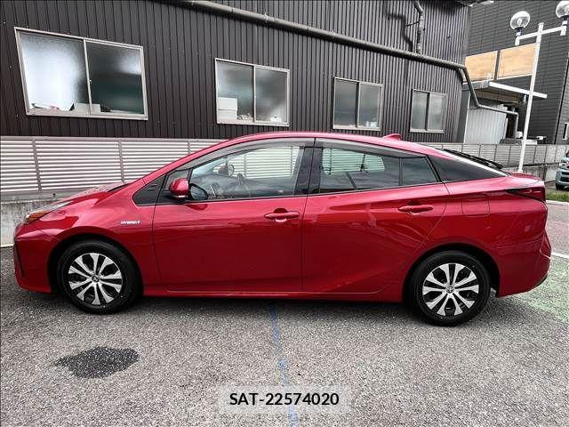 Toyota PRIUS 2019-12 8781659-4