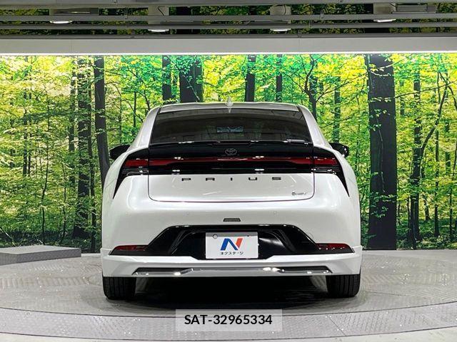 Toyota PRIUS 2024-02 8781646-14