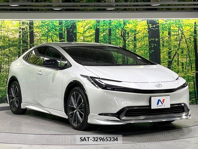 Toyota PRIUS 2024-02 8781646-15