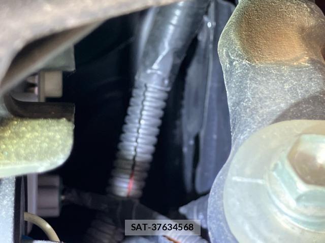 Toyota PRIUS 2013-01 8781702-20